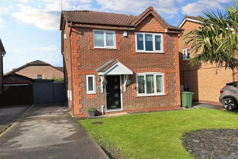 3 bedroom detached house for sale, Willow Road, Alverthorpe, Wakefield, West Yorkshire