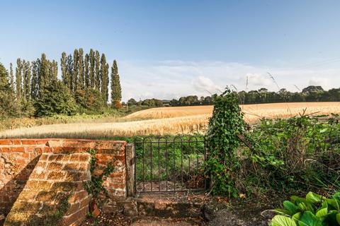 6 bedroom detached house for sale, Wellington, Somerset, TA21