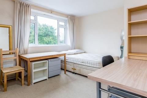 3 bedroom flat to rent, NW1