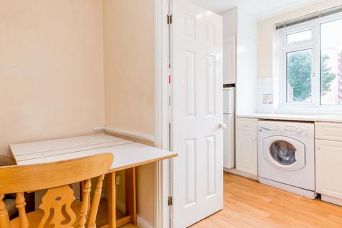 3 bedroom flat to rent, NW1