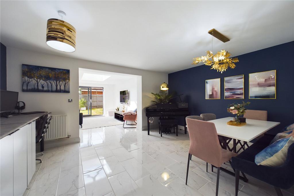 Living/Dining Room