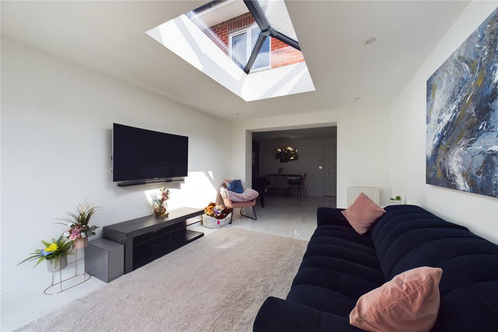 Living/Dining Room