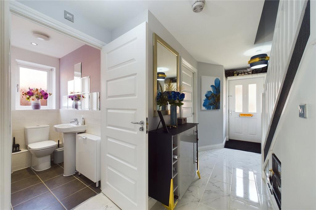 Wc/Hallway