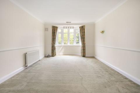 3 bedroom flat for sale, Parkside Court, 25 Wanstead Place, London, E11