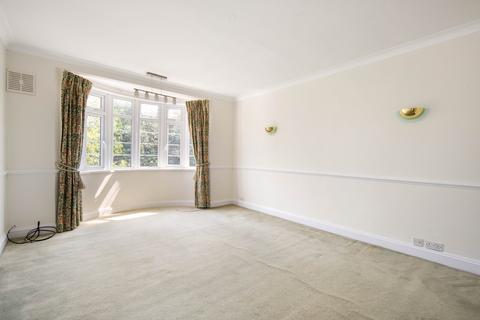 3 bedroom flat for sale, Parkside Court, 25 Wanstead Place, London, E11