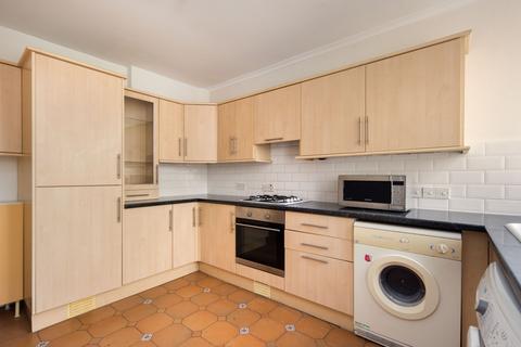 3 bedroom flat for sale, Parkside Court, 25 Wanstead Place, London, E11