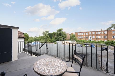 3 bedroom maisonette for sale, Coombe Lane, London SW20