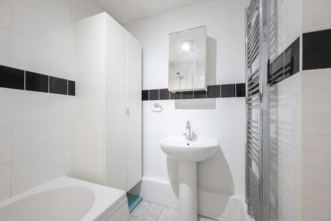 2 bedroom terraced house for sale, West Barnes Lane, New Malden KT3