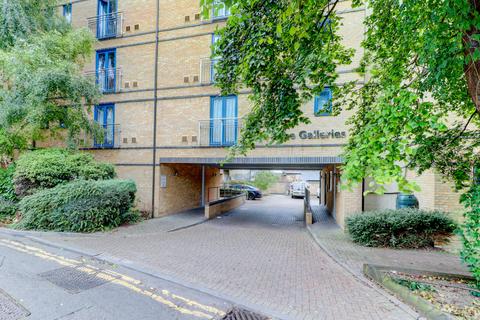 2 bedroom apartment for sale, The Galleries, High Wycombe HP13