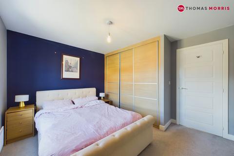 20 Bawlins, St Neots, PE19 6GD