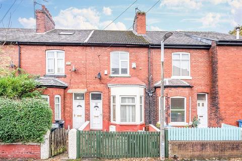 4 bedroom terraced house to rent, Croft Street, Salford M7