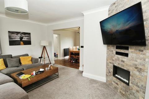 12 Hillview Place, Dumfries, DG1 4DU