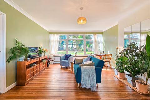 26 Cedar Mount, London, SE9 4RU