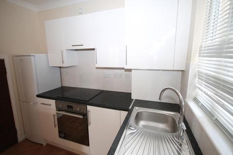 1 bedroom house to rent, Juniper Way, Romford RM3