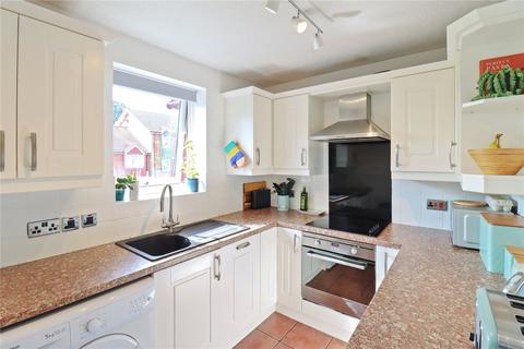 2 bedroom flat for sale, Deneside Court, Tyne and Wear NE2