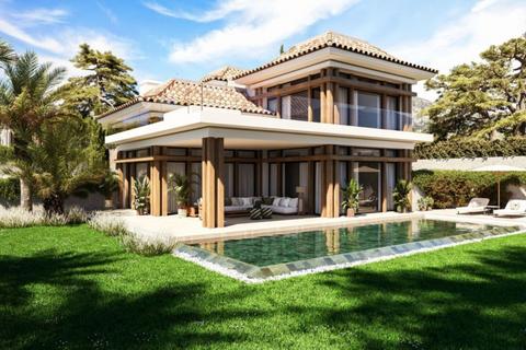 4 bedroom villa, Marbella, Malaga, Spain