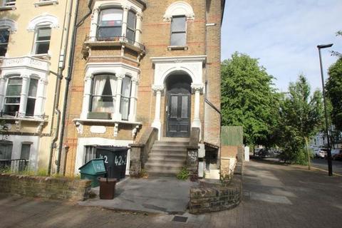 2 bedroom flat to rent, London, N5