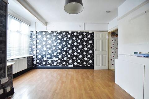 3 bedroom end of terrace house for sale, School Road, Dagenham, RM10