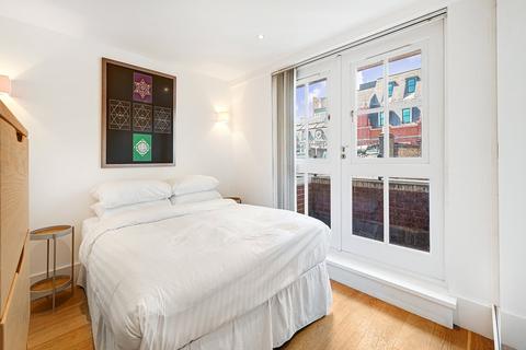 2 bedroom penthouse for sale, Exchange Court, Covent Garden, WC2R