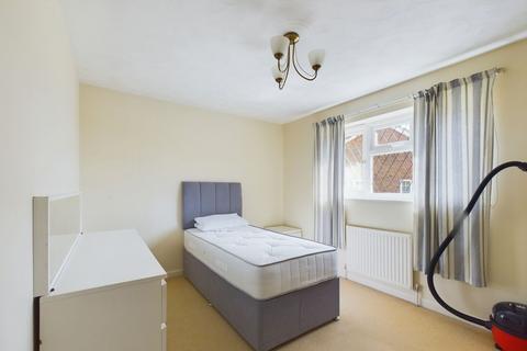 2 bedroom end of terrace house for sale, Harvest Close, Stilton, Cambridgeshire.