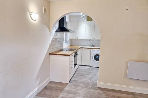 Studio for sale, Hereward Green, Loughton IG10