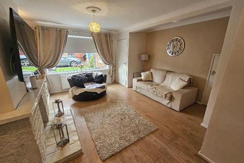 3 bedroom semi-detached house for sale, Linden Avenue, Tuxford NG22