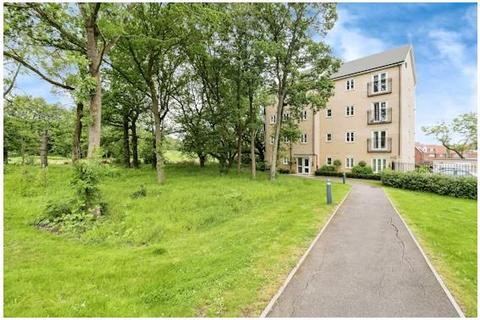 2 bedroom flat for sale, Periwinkle Gardens, Chigwell