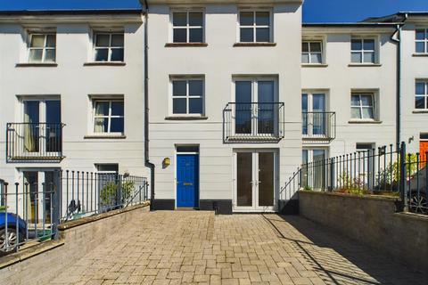 5 bedroom townhouse for sale, 88 Kensington Gardens, Haverfordwest