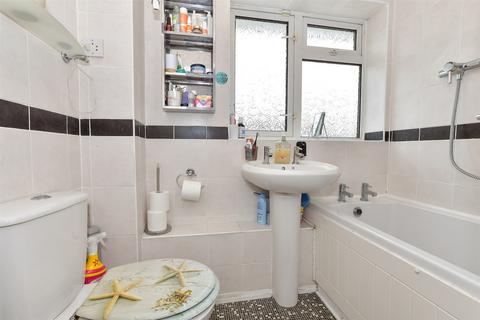 43 Danbury Down, Basildon, SS14 2SS