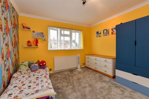 43 Danbury Down, Basildon, SS14 2SS