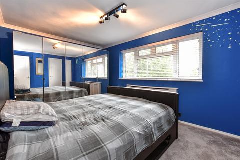 43 Danbury Down, Basildon, SS14 2SS
