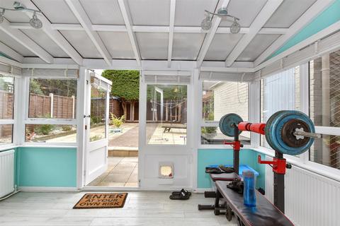 43 Danbury Down, Basildon, SS14 2SS