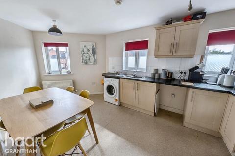 2 bedroom mews for sale, Ormonde Close, Grantham