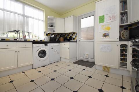 27 Repton Road, Orpington, BR6 9HR