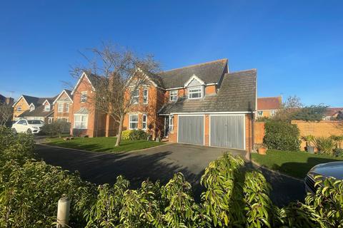 4 bedroom detached house for sale, Hargate Way, Hampton Hargate, PE7