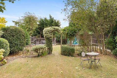 8 Fairholme Road, Sutton, SM1 2EE