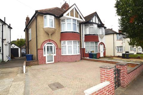 3 bedroom semi-detached house to rent, Green Lane, Edgware, HA8