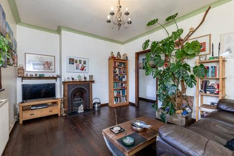 65 Grangemill Road, London, SE6 3JZ