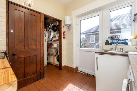 65 Grangemill Road, London, SE6 3JZ