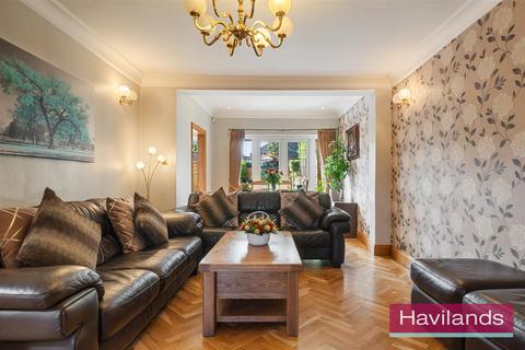 4 bedroom semi-detached house for sale, Winchmore Hill Road, London