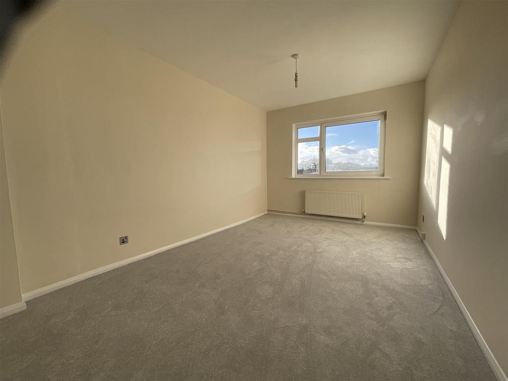 Bedroom V