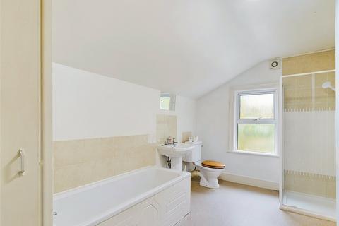 16 Herbert Street, Gloucester, GL1 4DA