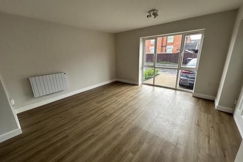 1 bedroom end of terrace house to rent, Newton Road, Suffolk IP3