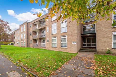 2 bedroom apartment for sale, Eaton Road, Sutton