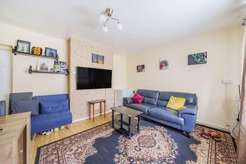 2 bedroom apartment for sale, Little Heath, London