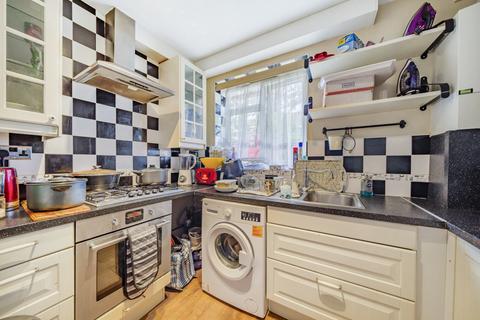 2 bedroom apartment for sale, Little Heath, London