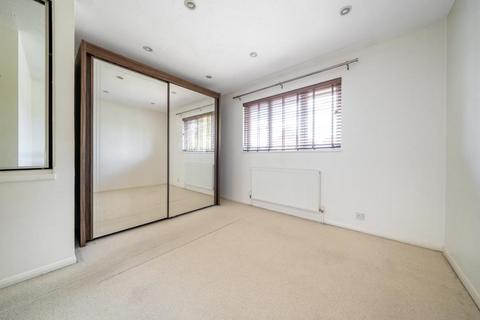 2 bedroom terraced house to rent, Fordwells Drive,  Bracknell,  RG12