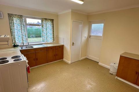 3 bedroom bungalow for sale, Aconbury Avenue, Hereford, HR2