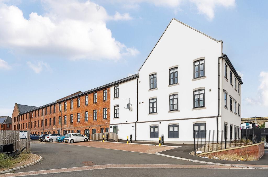 The Preston, 1 Viaduct Road, Leeds, LS4 1 bed flat - £115,000