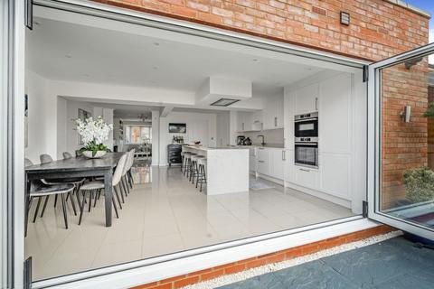 22 Cameron Crescent, Bedford, MK40 4TH
